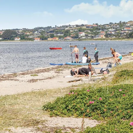 Baekholmen V إيبلتوفت